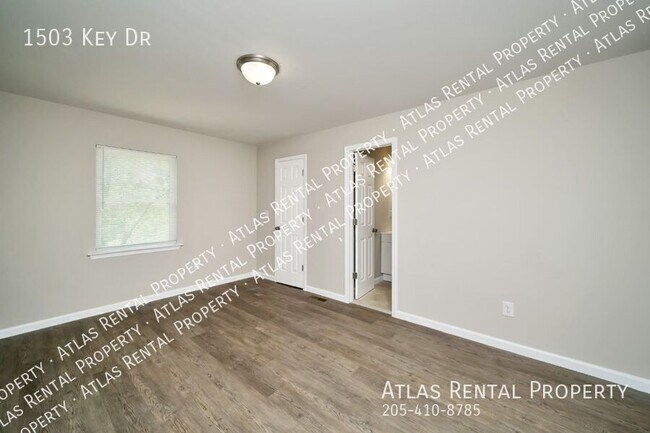 Building Photo - 1503 Key Dr