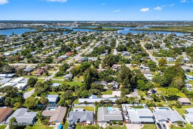 Building Photo - 1625 Hortana Dr