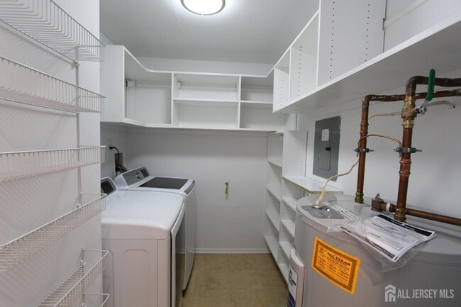 Building Photo - 1905 Aspen Dr