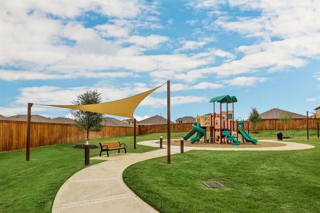 Building Photo - 40847 Hawthorne Glades St