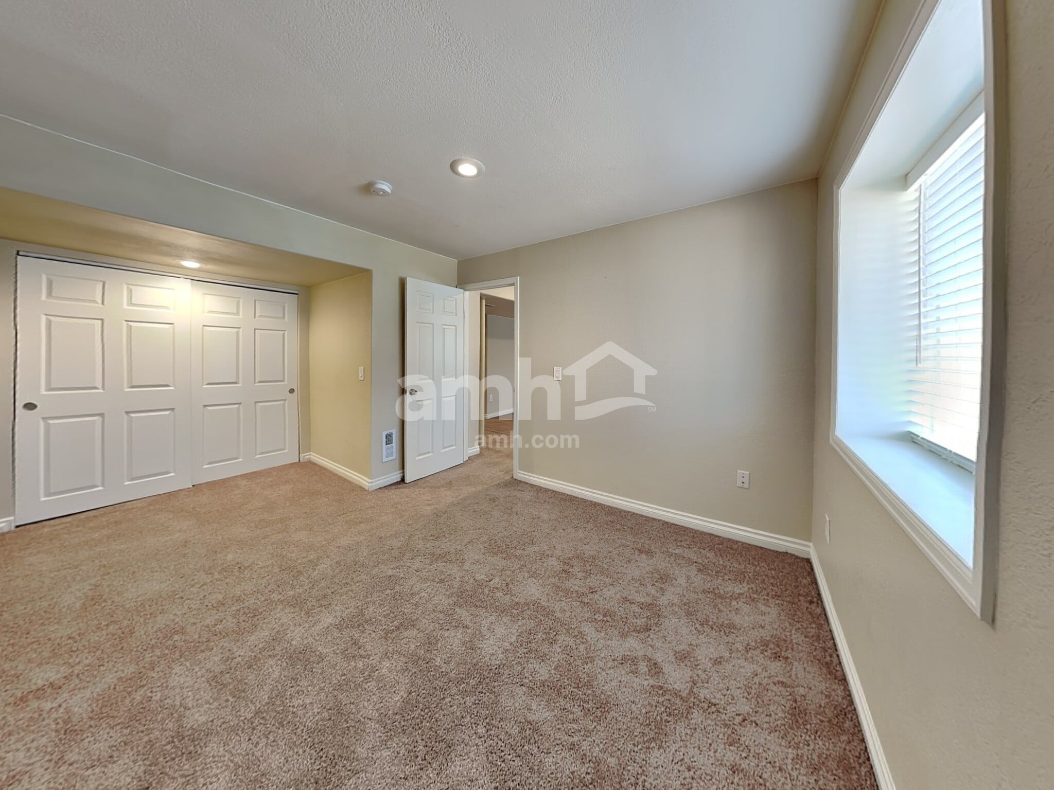 Building Photo - 285 Octillo St