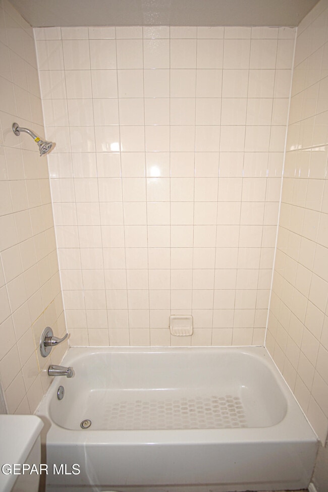Building Photo - 11026 Splendor Ct