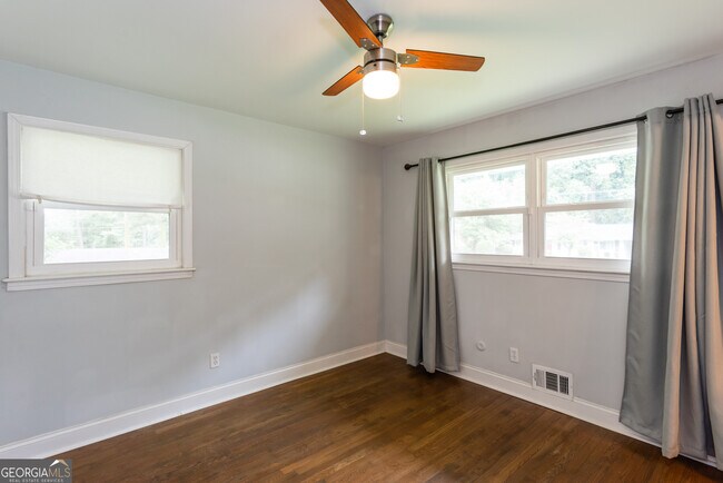 Building Photo - 2752 Arrowood Dr