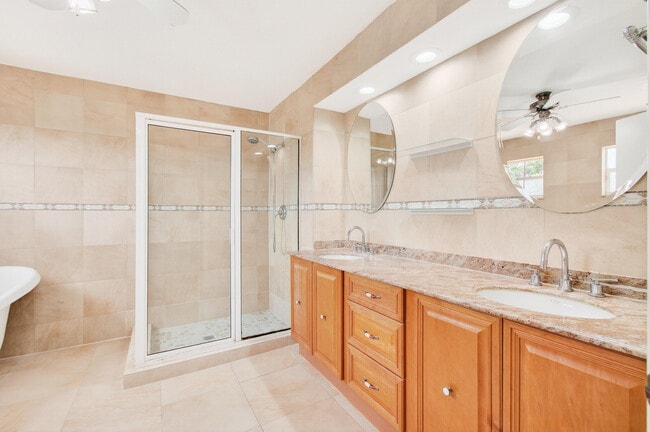 Building Photo - 10574 Wheelhouse Cir