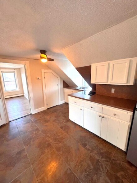 Building Photo - 7-9 Spring Street