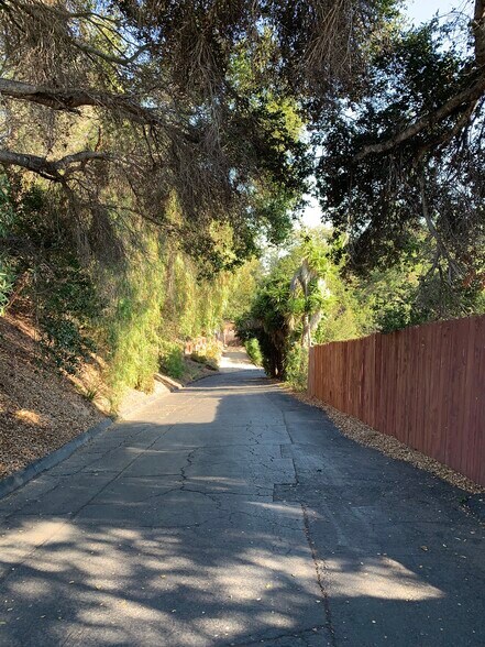 Building Photo - 30 Saint Francis Way