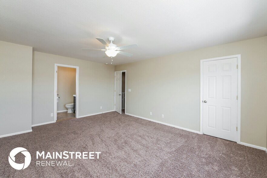 Building Photo - 13872 Lilac St