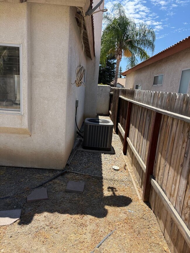 Building Photo - 10612 Tivoli Ct