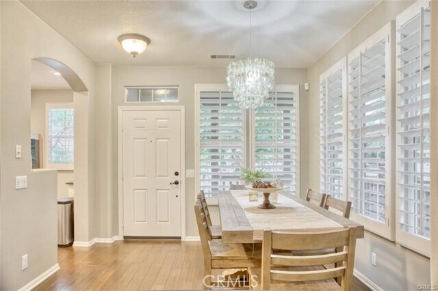 Building Photo - 2 Evergreen Rd