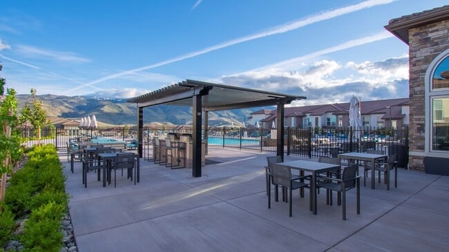 Building Photo - 6900 Sharlands Ave