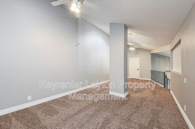 Building Photo - 650 S Main St