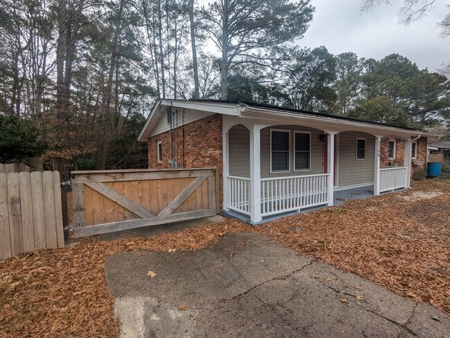 Building Photo - 2506 N Duke St