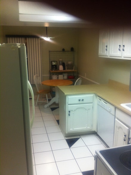 Building Photo - 21727 Hidden Rivers Dr N