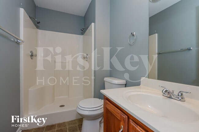 Building Photo - 333 Woods Ave