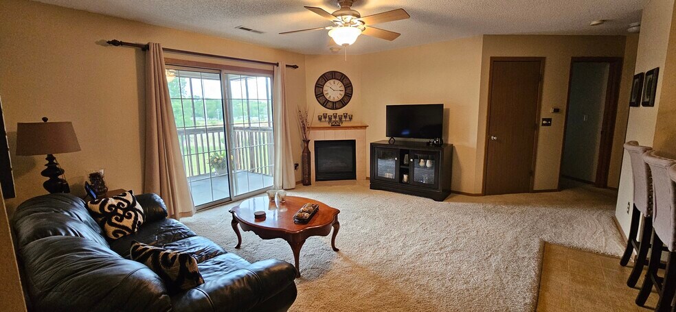 Building Photo - 427 Kimberlite St