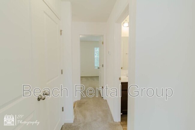 Building Photo - 300 Cherwell ct