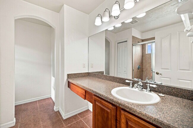 Building Photo - Peaceful 1.25-Acre Rental – Available September 1st!