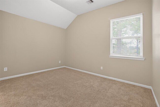 Building Photo - 74 N Whistling Swan Pl