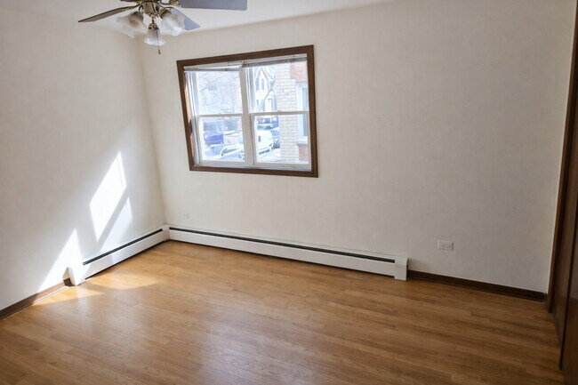 Building Photo - 4526 N Seeley Ave