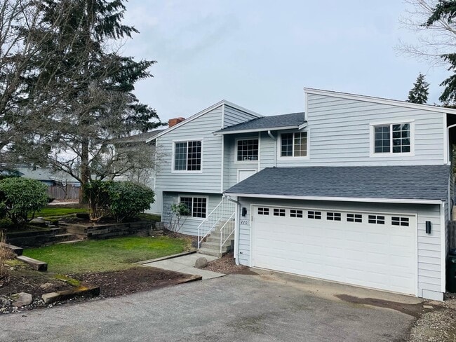 Building Photo - 2201 Virginia Ct