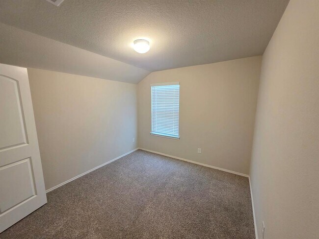 Building Photo - 13824 Rock Island Trl