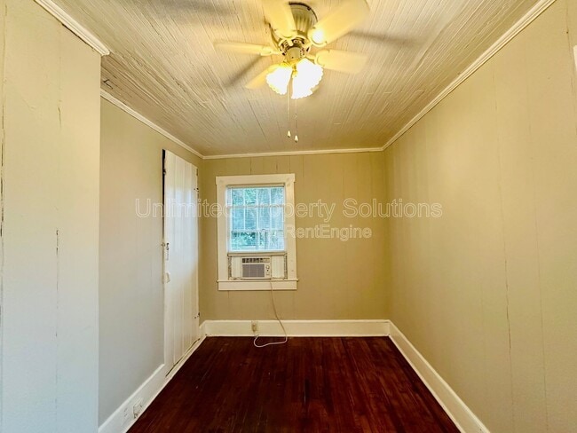 Building Photo - 1722 1/2 Orange St