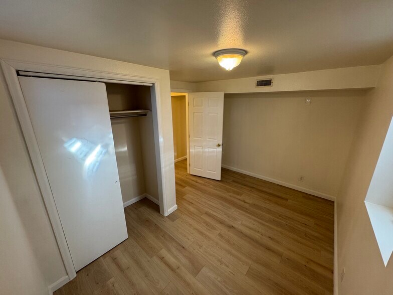 Building Photo - 6085 W Arkansas Ave