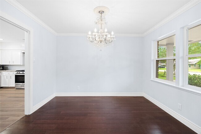 Building Photo - 10219 Chatterton Dr