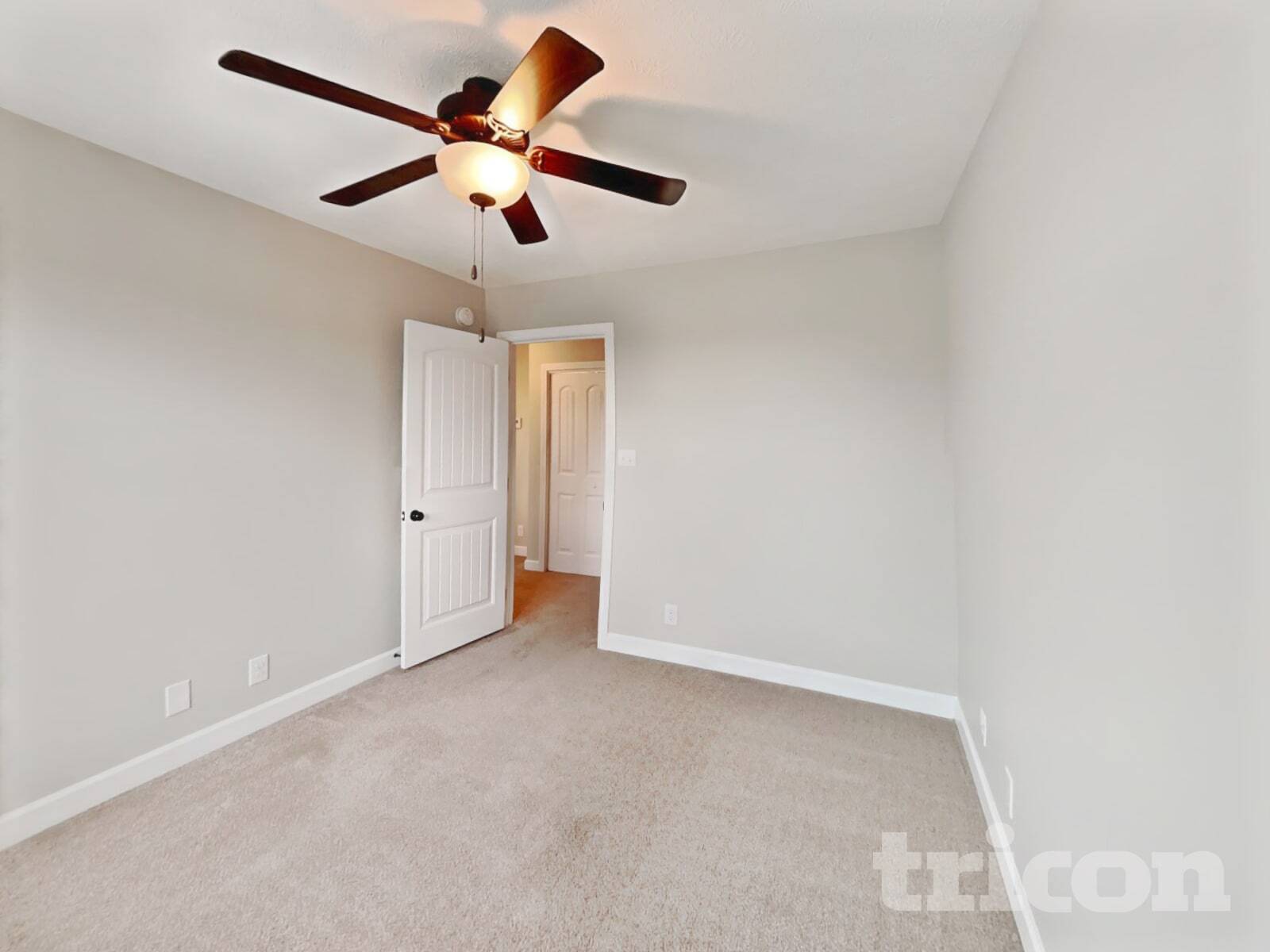 Building Photo - 685 Ellie Nat Dr