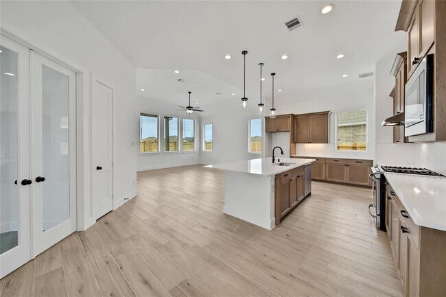 Building Photo - 13107 Wood Leaf Pk