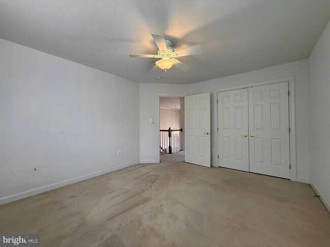 Building Photo - 4415 Medallion Dr