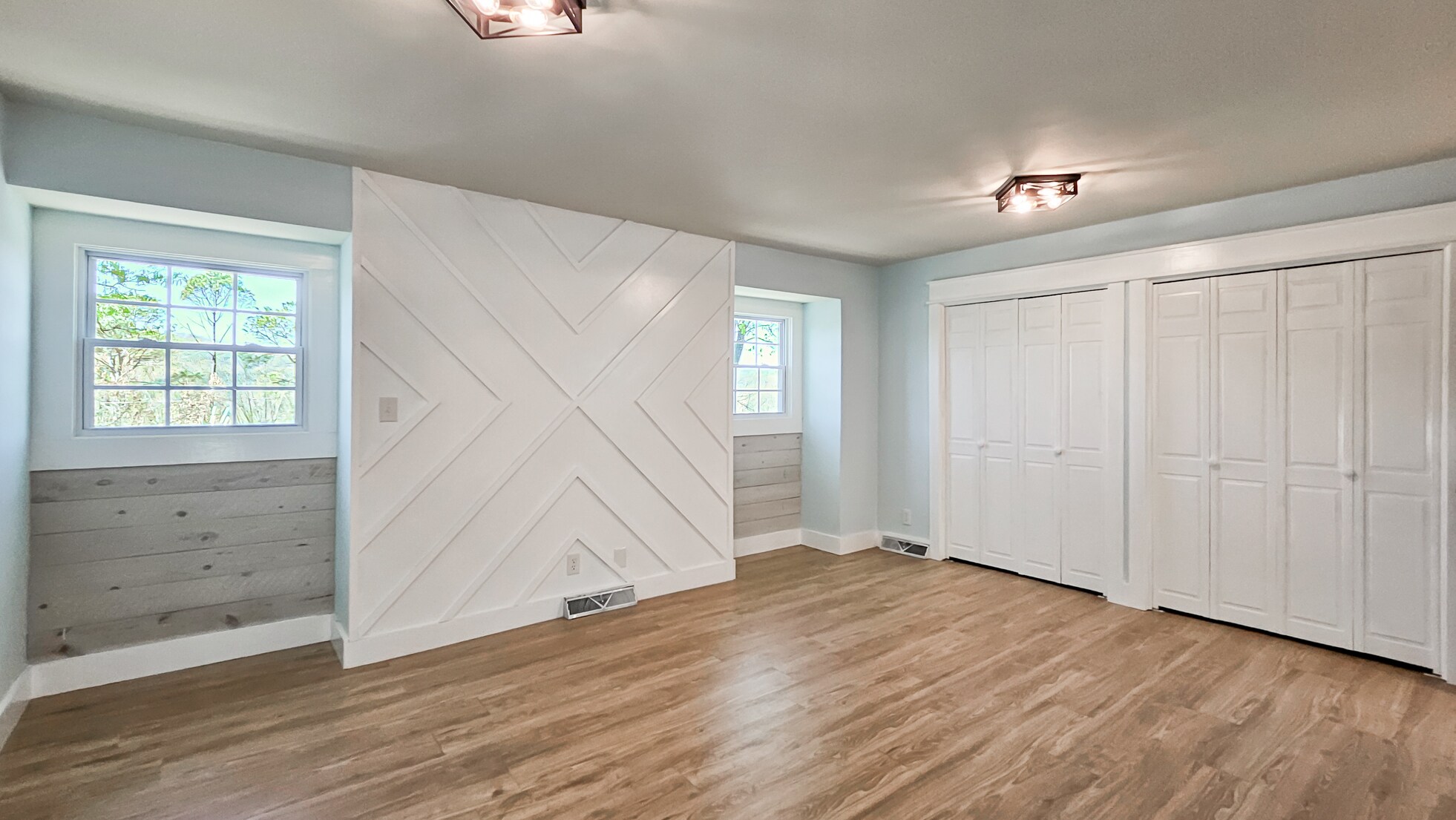Building Photo - 4033 Lucerne Dr SE