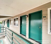 Building Photo - 1827 Harris St