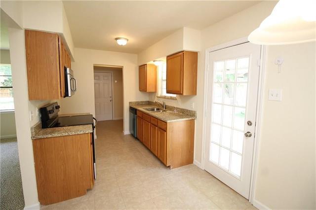 Building Photo - 902 Lindo Dr