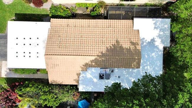 Building Photo - 5670 Piping Rock Dr