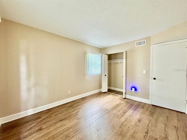 Building Photo - 3048 Eastland Blvd