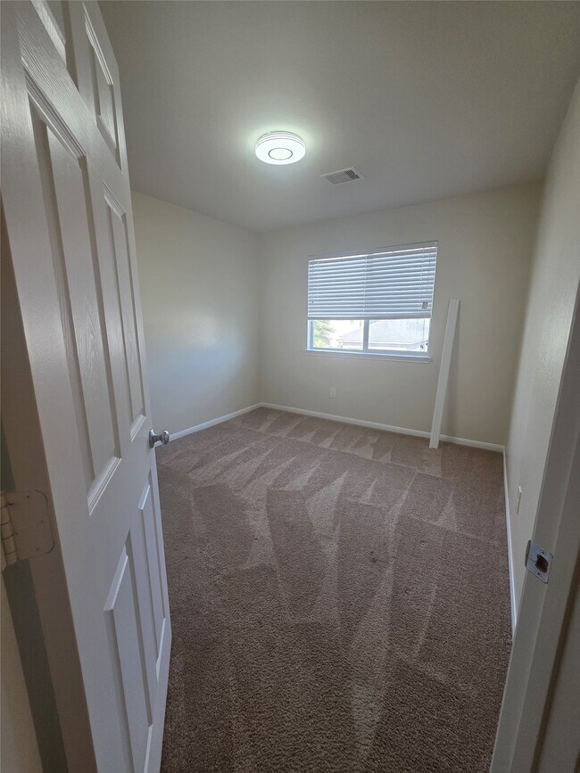 Building Photo - 7274 Autumn Sun Dr