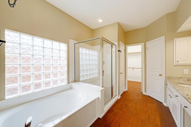 Building Photo - 1165 Mesa Blanca