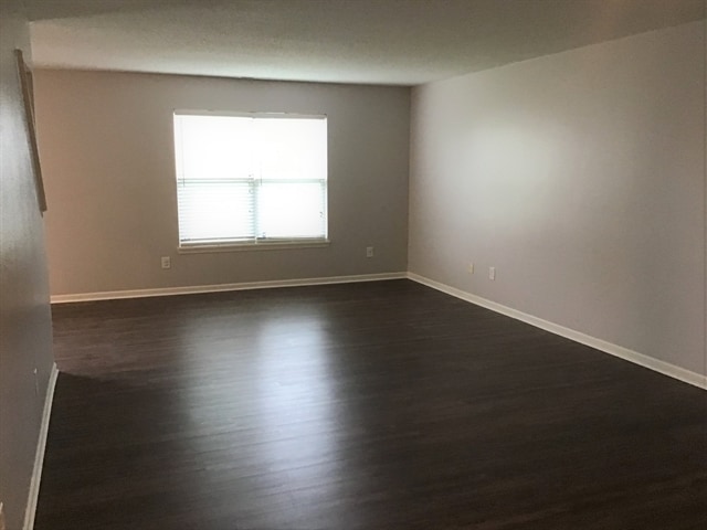 Building Photo - 7316 Parklake Pl