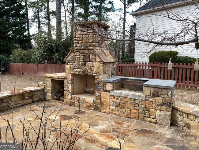 Building Photo - 1602 Chadwick Ridge Dr NW