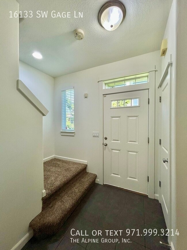 Building Photo - 16133 SW Gage Ln