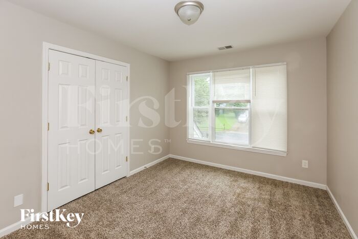 Building Photo - 4801 Brownes Ferry Rd