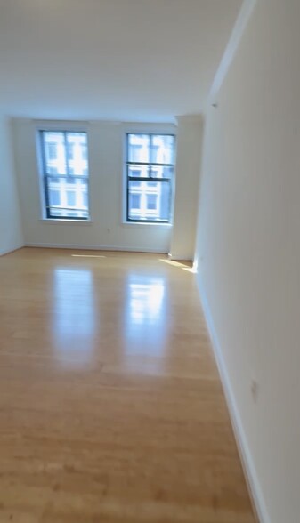 Building Photo - 631 D St NW