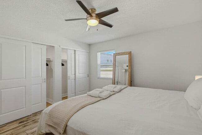 Building Photo - 3909 W Cleveland St