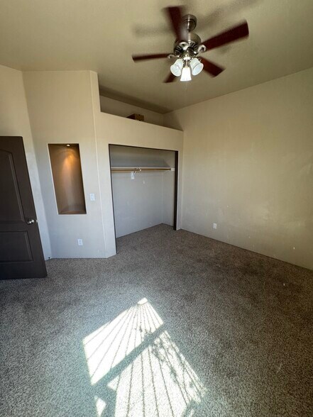 Building Photo - 4600 6th St NW