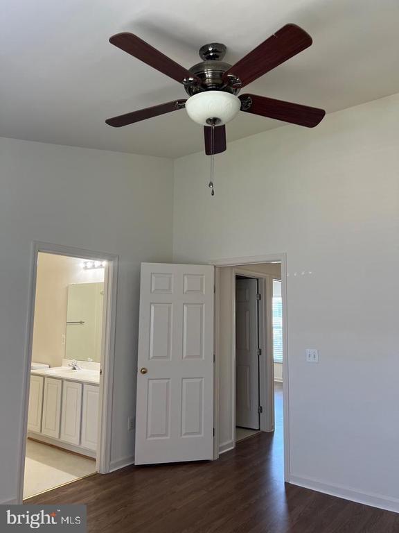 Building Photo - 14288 Glade Spring Dr