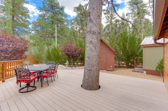 Building Photo - Peaceful Mountain Retreat with Stunning Views in Mount Charleston!