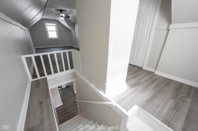 Building Photo - 1415 W Pruitt St