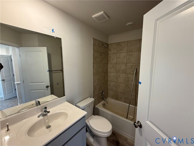 Building Photo - 8753 Whitman Dr