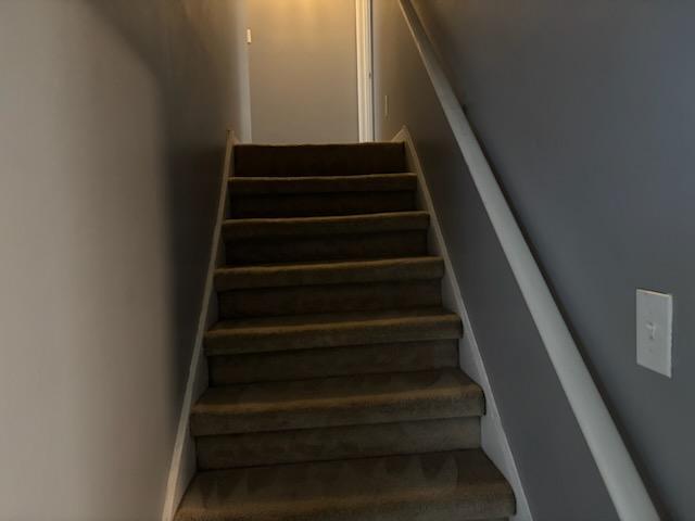 Building Photo - 6736 Cambridge Dr